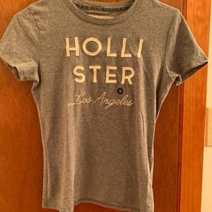 Grey Hollister tshirt
